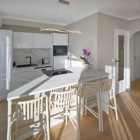 Mimosa 2br With Balcony - Walk To Palais And *