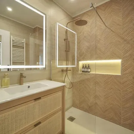 Mimosa 2br With Balcony - Walk To Palais And Lejlighed *